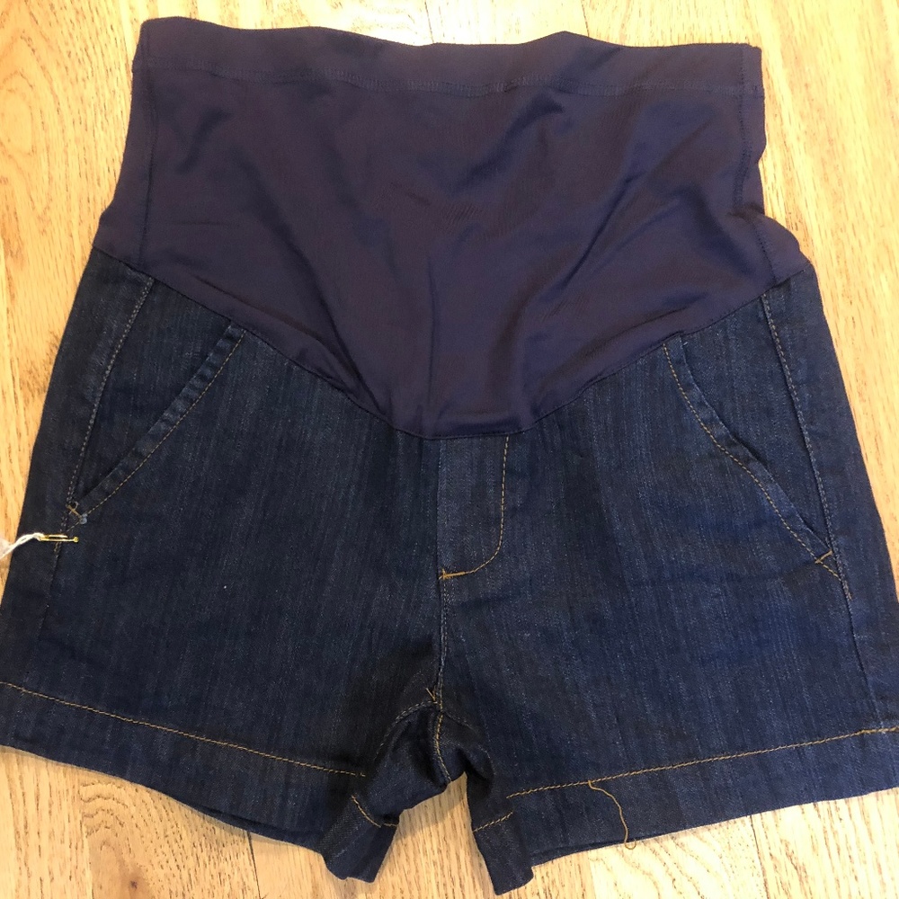 Adorable Maternity Shorts